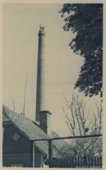 Cēsu elektrostacijas skurstenis 194X